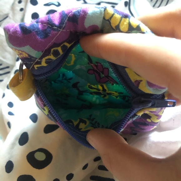 VERA BRADLEY COIN PURSE - Picture 3 of 3